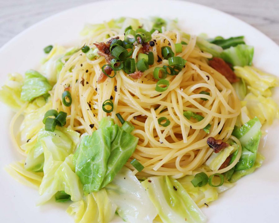 春キャベツとアンチョビのパスタ