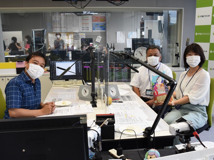 ハナエチゼンや福井米キャンペーンについて話した松田部長(真ん中)