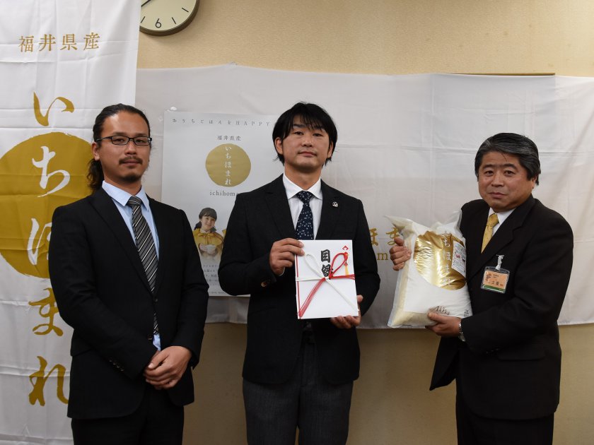 児童養護施設へいちほまれ贈呈 トピックス Ja福井県