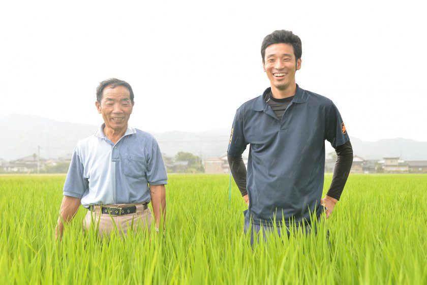 金井さん㊧と相模営農指導員
