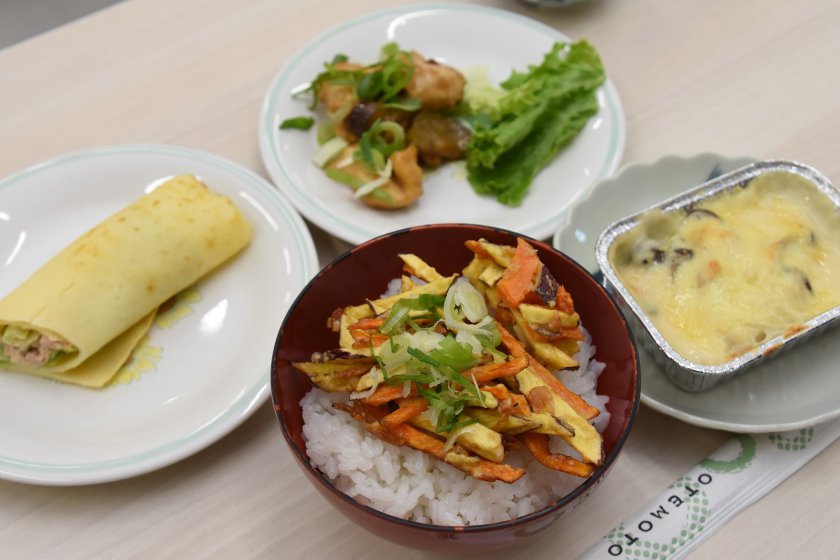 米粉を使って、様々な料理を作りました