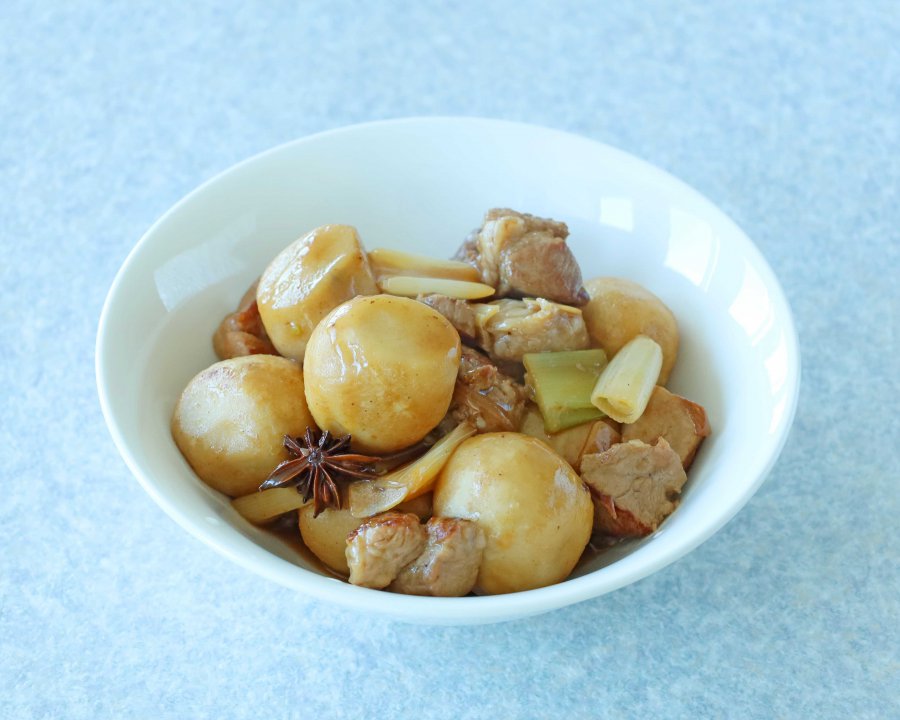 里芋と豚の中華煮