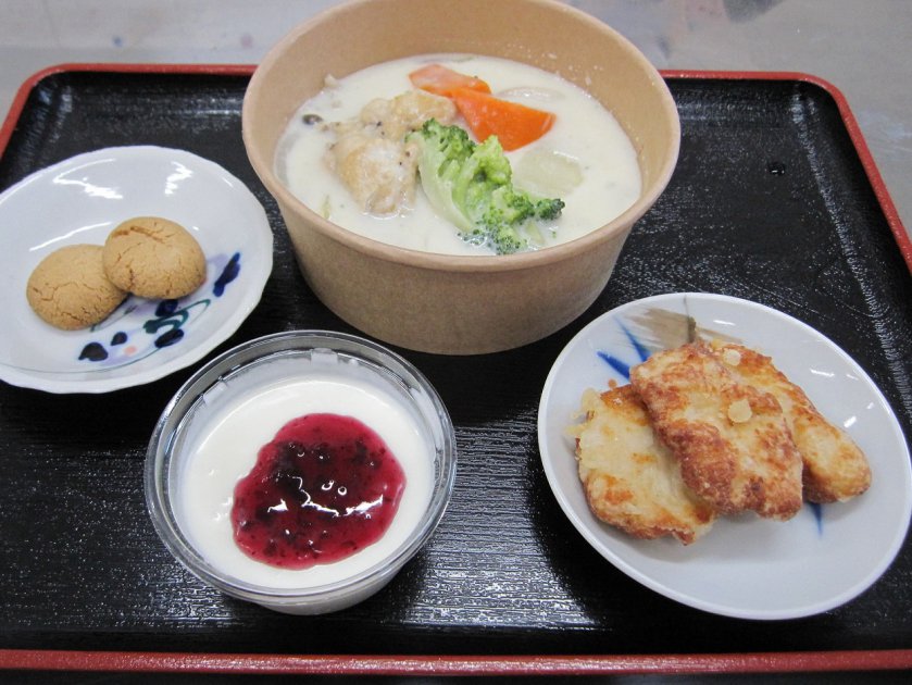 米粉をふんだんに使って完成させた料理