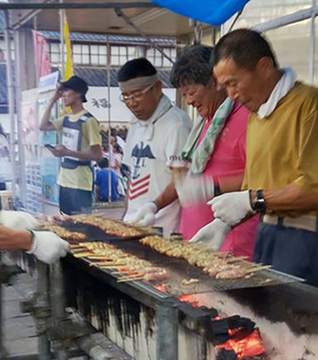 青壮年部が地元祭り参加